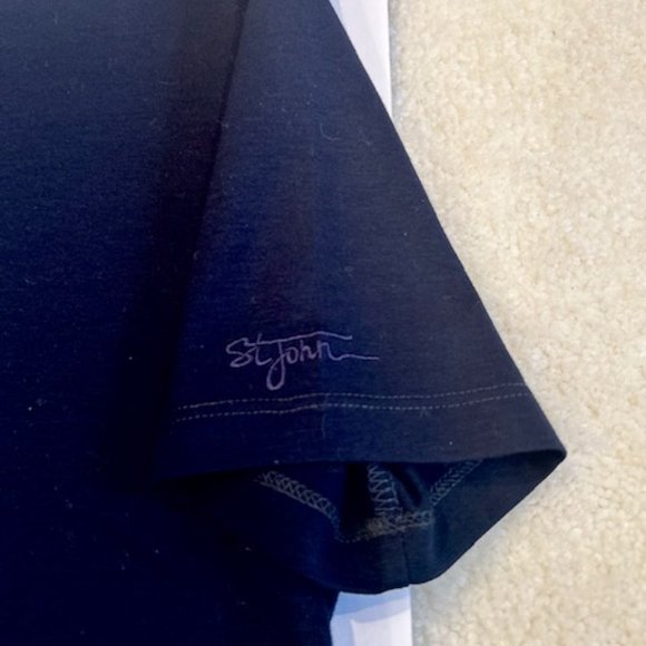 St. John Sport Navy Top - Size P (2) - Picture 5 of 5